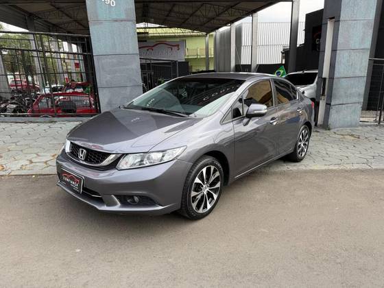 HONDA CIVIC 1.8 LXS 16V FLEX 4P AUTOMÁTICO HONDA CIVIC 1.8 LXS 16V FLEX 4P AUTOMÁTICO